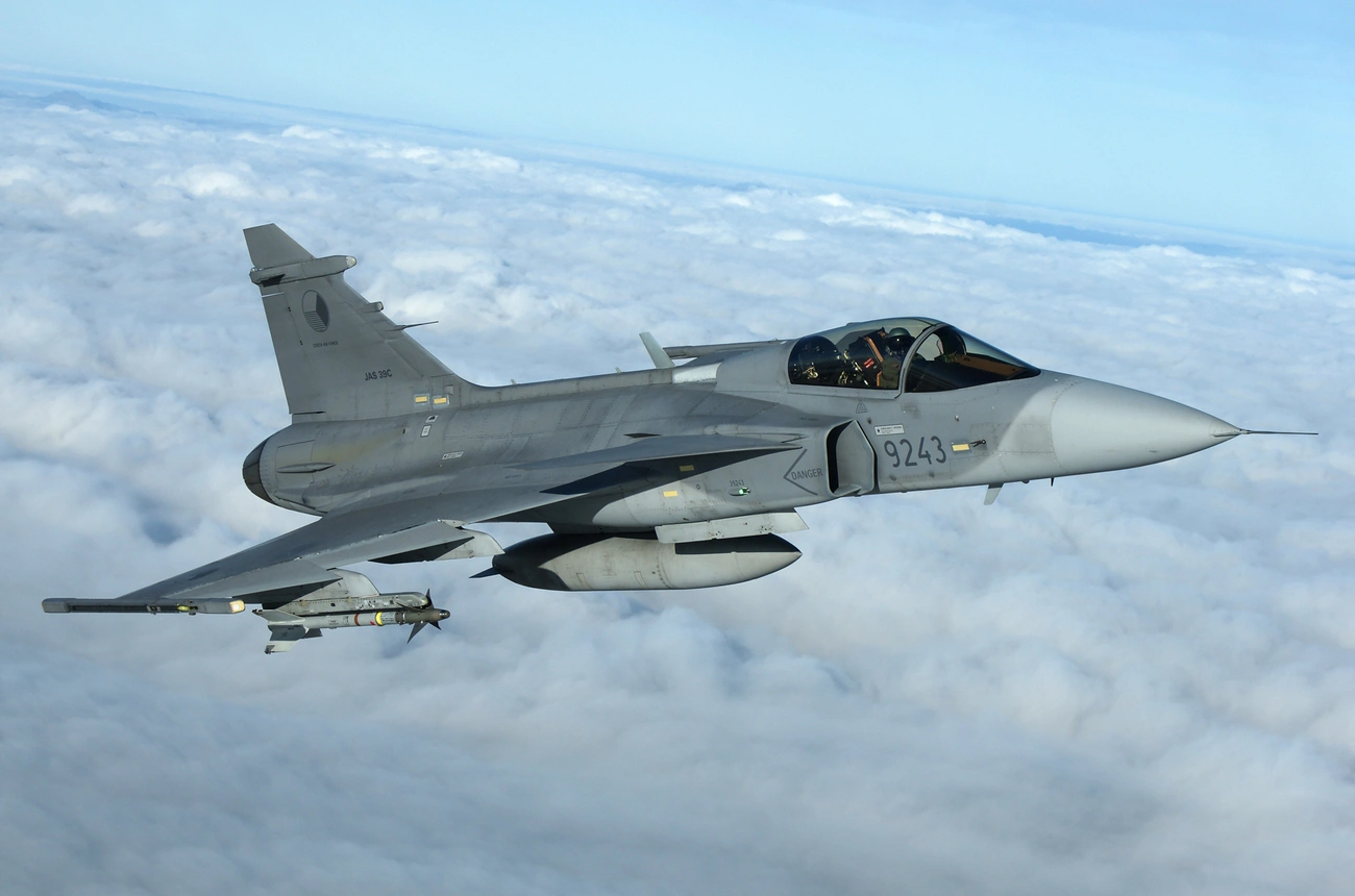 В очікуванні F-35: Чехія планує продовжити лізинг винищувачів Gripen до 2035 року