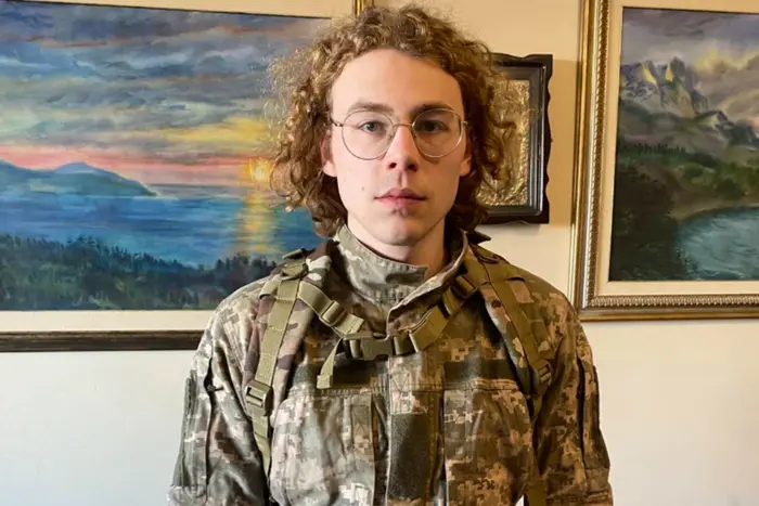 Син Степана Хмари пішов на фронт