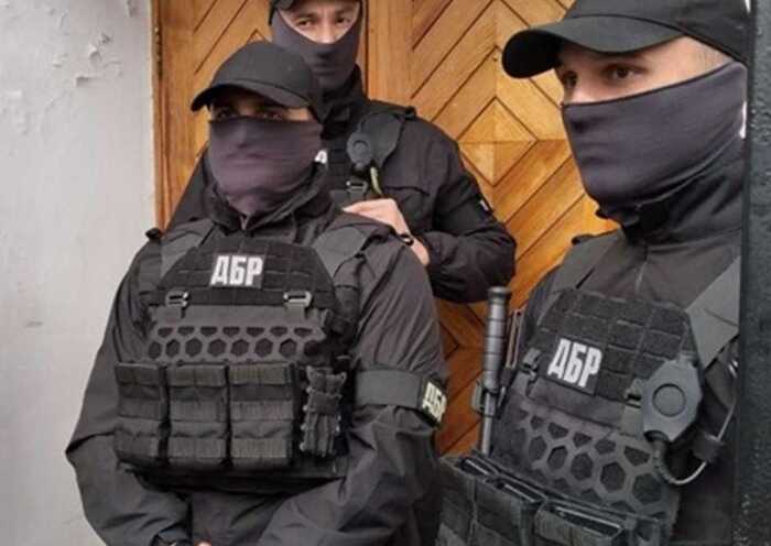 На Полтавщині ДБР викрило військових, які систематично крали дизпаливо для фронту