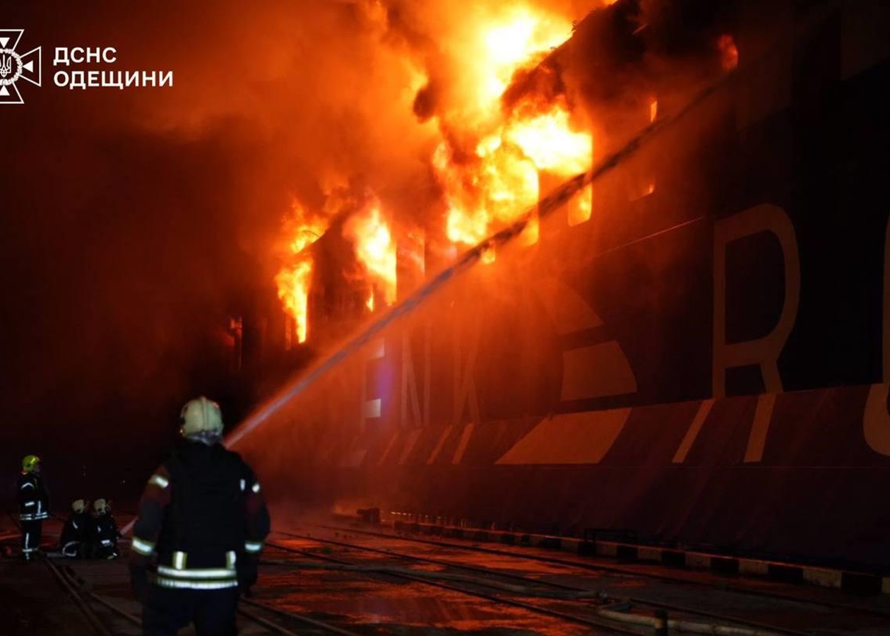 Зеленський відреагував на удар по судну на Одещині