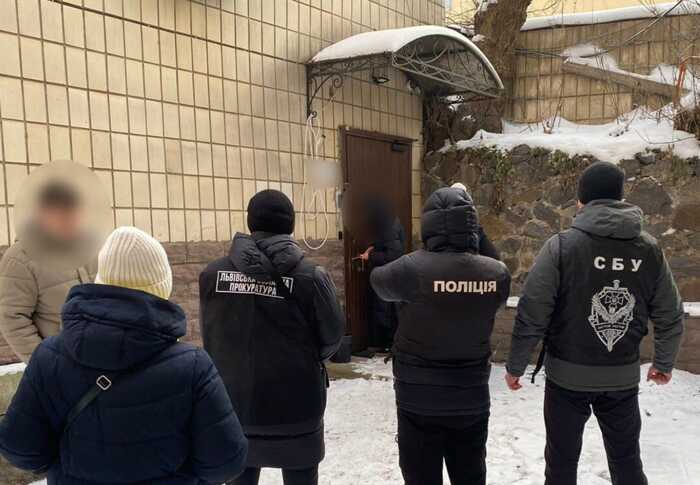 Привласнили 1,7 мільйона гривень: у Львові викрили корупційну схему на медзакупівлях