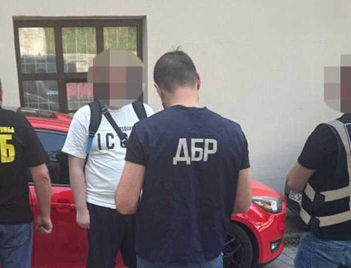 На Львівщині семеро правоохоронців привласнили понад 5 мільйонів гривень, призначених родинам загиблих військових