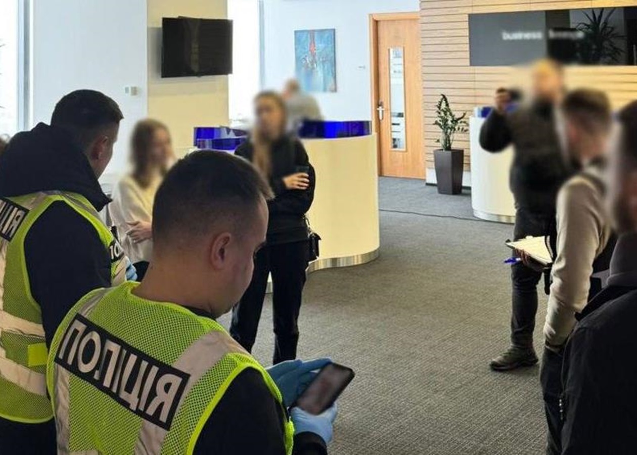 У Києві ліквідували масштабну схему легалізації іноземців