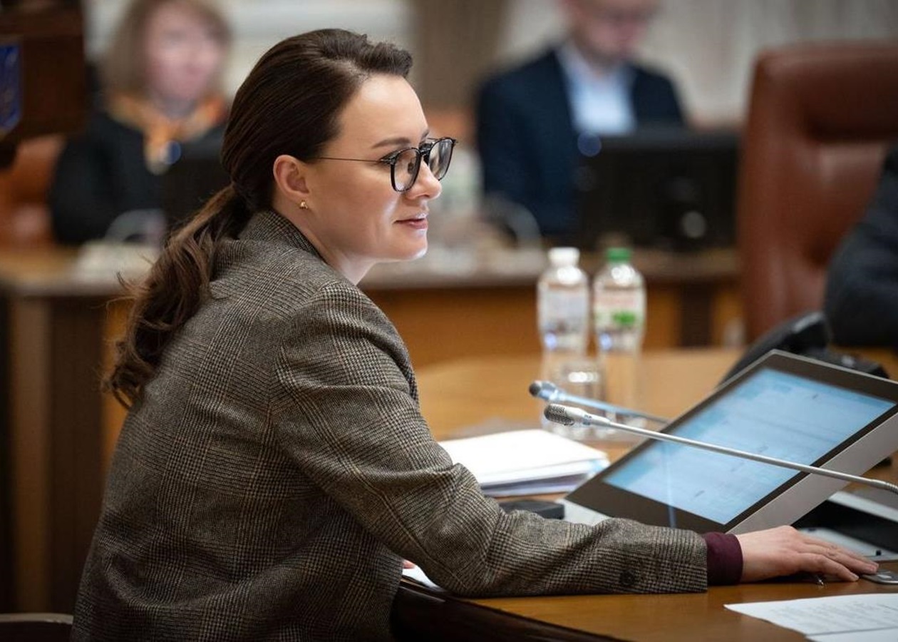 Україна отримала перший транш від МВФ