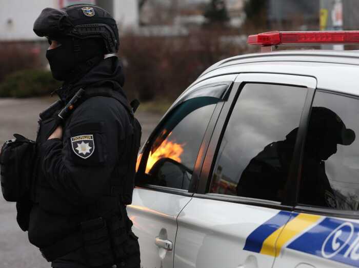 ДБР викрило канал постачання метадону до Кропивницької колонії: підозру оголошено посадовцю установи