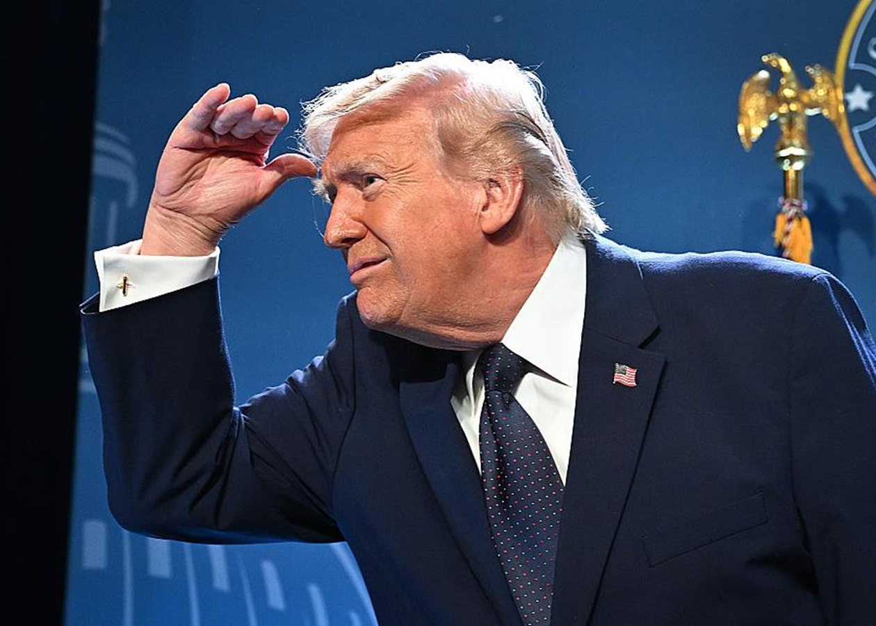 Трамп "вимагає" у шейхів трильйони доларів - ЗМІ