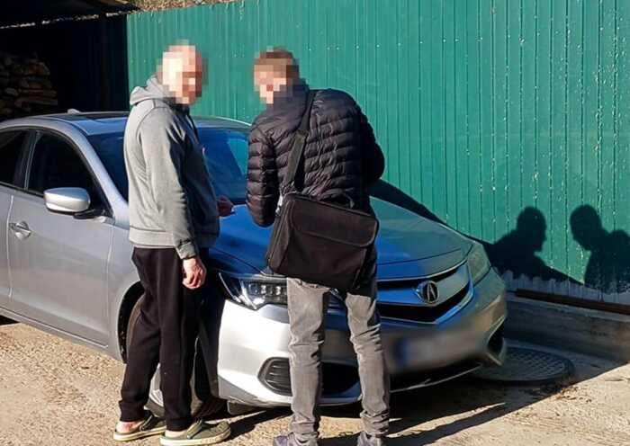 Алкоголь під виглядом дипвантажу: в Україні викрили схему контрабанди на мільйони гривень