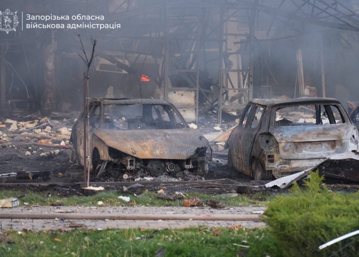Удар по Запоріжжю: 12 загиблих, 16 поранених