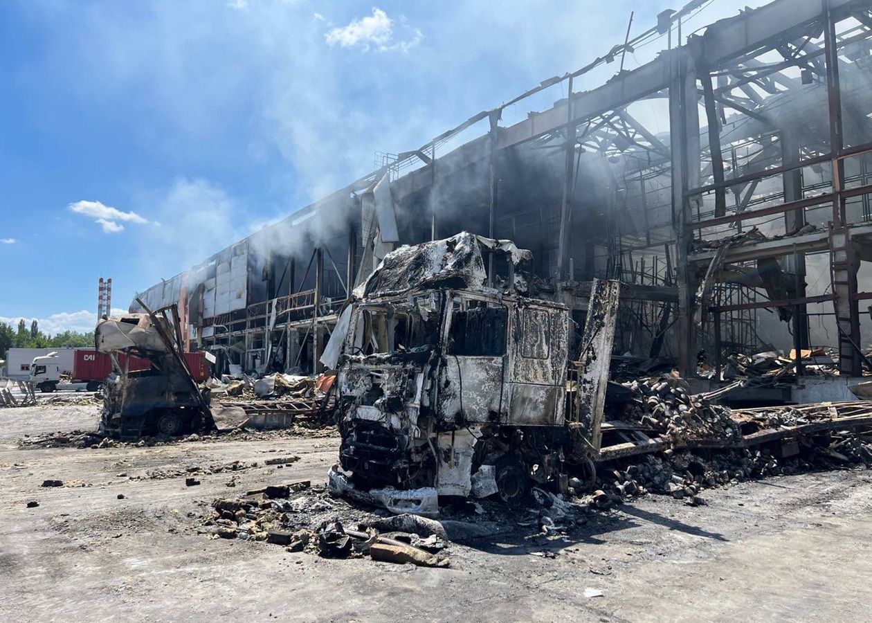 У Києві росіяни знищили склад Червоного Хреста